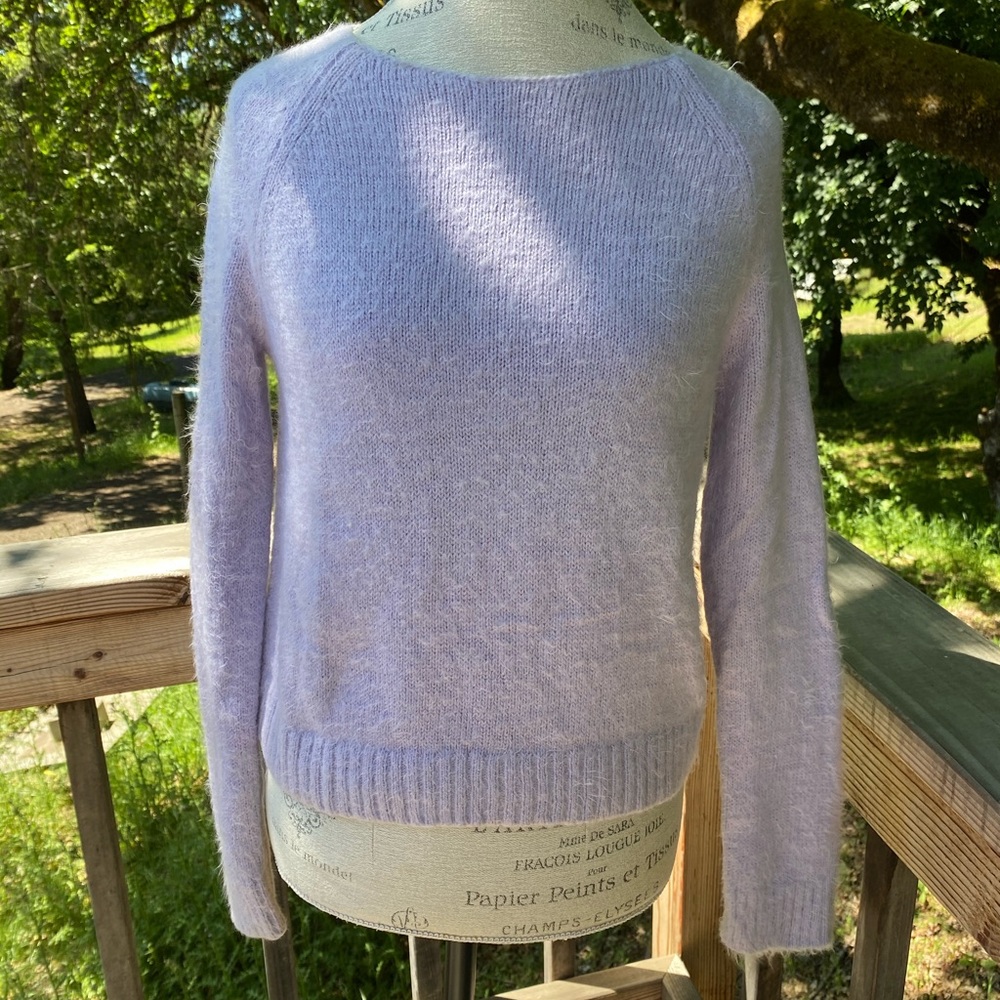H&M light purple sweater